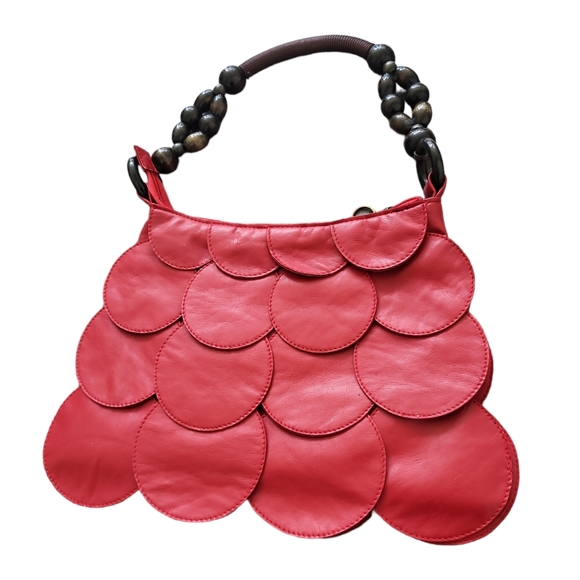 (#1192) EUC like new women's red Mod Purse with Fish Scale design UNIQUE - Picture 2 of 4